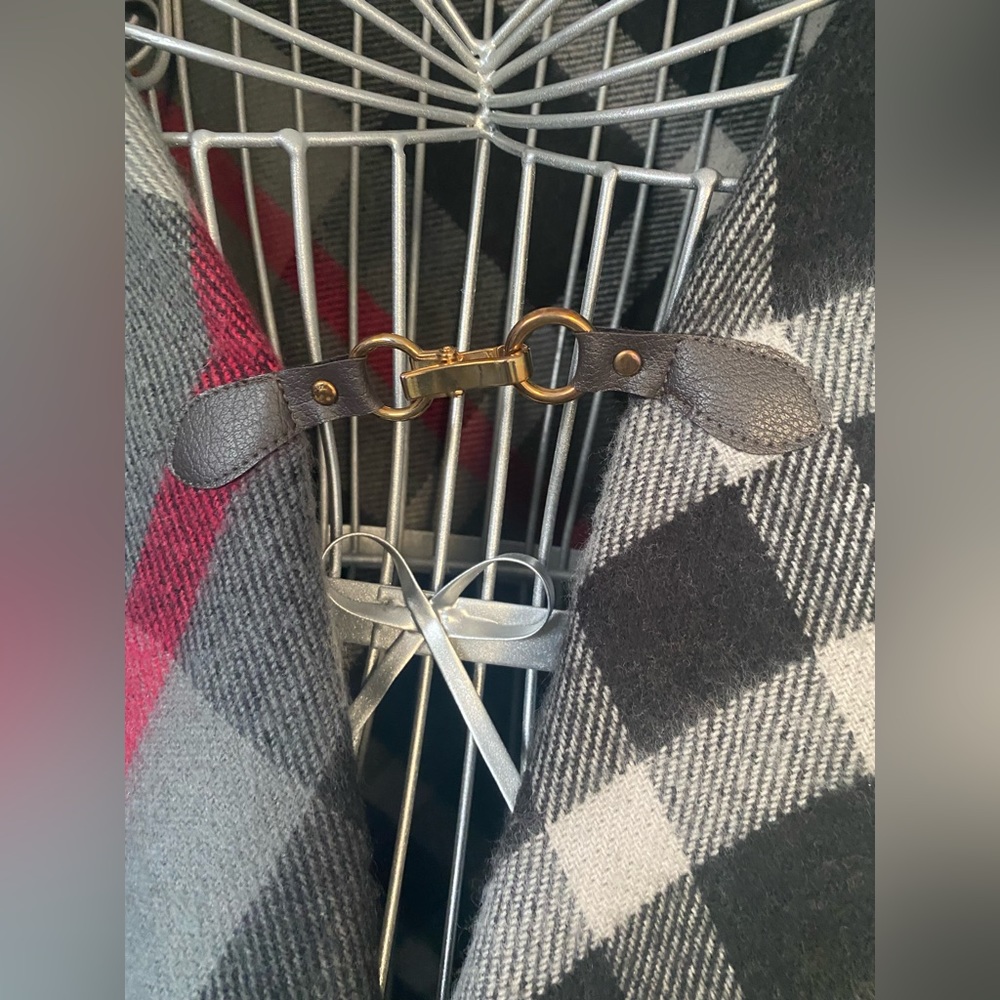 💥 SALE💥 Retro style plaid wrap with metal clip closure - Picture 3 of 9